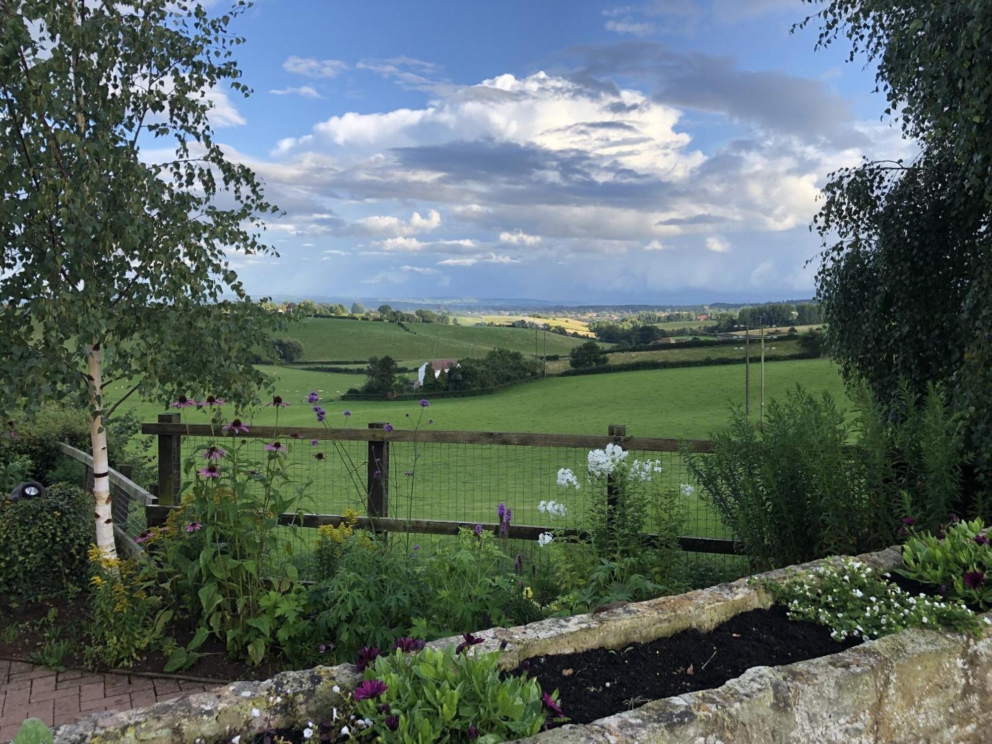 Betula Views Studio Newent Exterior foto